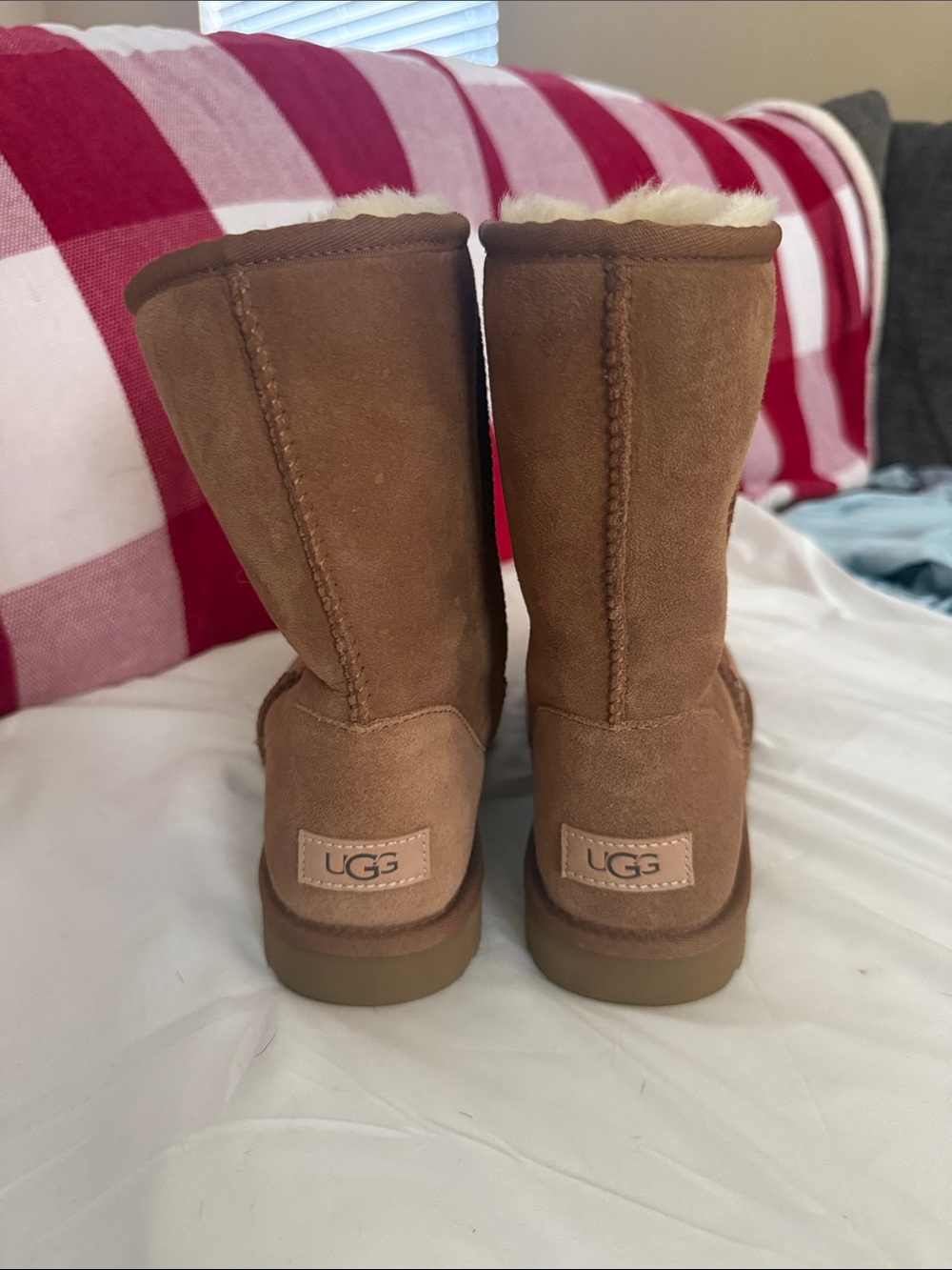UGG Classic Short Chestnut Suede Winter Boots - Picture 2 of 7